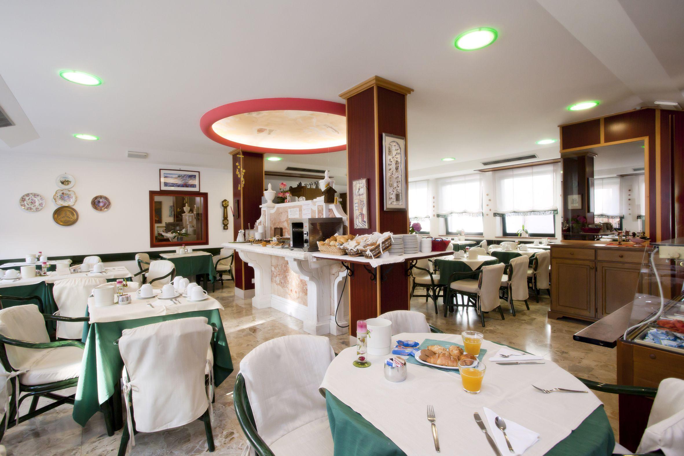 Marco Polo Hotel 3*
